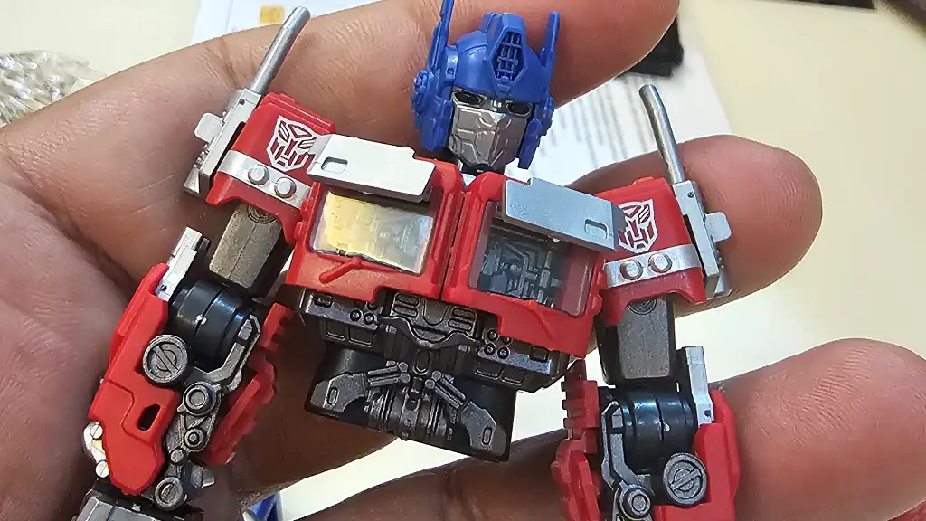 Blokees Classic Class Optimus Prime: Upper Body