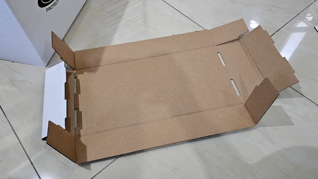 BCW Short Comic Box - Easy To Assemble